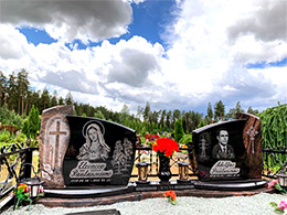 Kapakmens - Kapu piemineklis