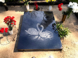 Kapakmens - Kapu piemineklis