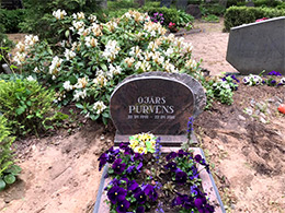 Kapakmens - Kapu piemineklis