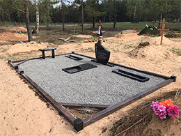 Kapakmens - Kapu piemineklis