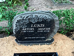 Kapakmens - Kapu piemineklis