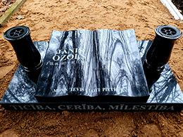 Kapakmens - Kapu piemineklis