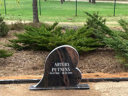 Kapakmens - Kapu piemineklis